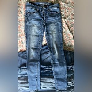 American Eagle medium-wash jegging, size 4